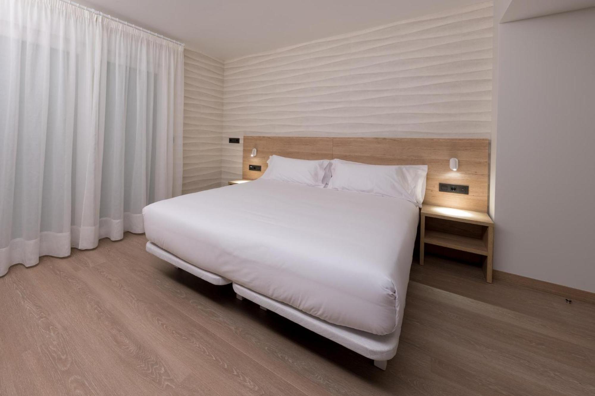 Hotel Spa Meiga Do Mar Caldebarcos Екстер'єр фото