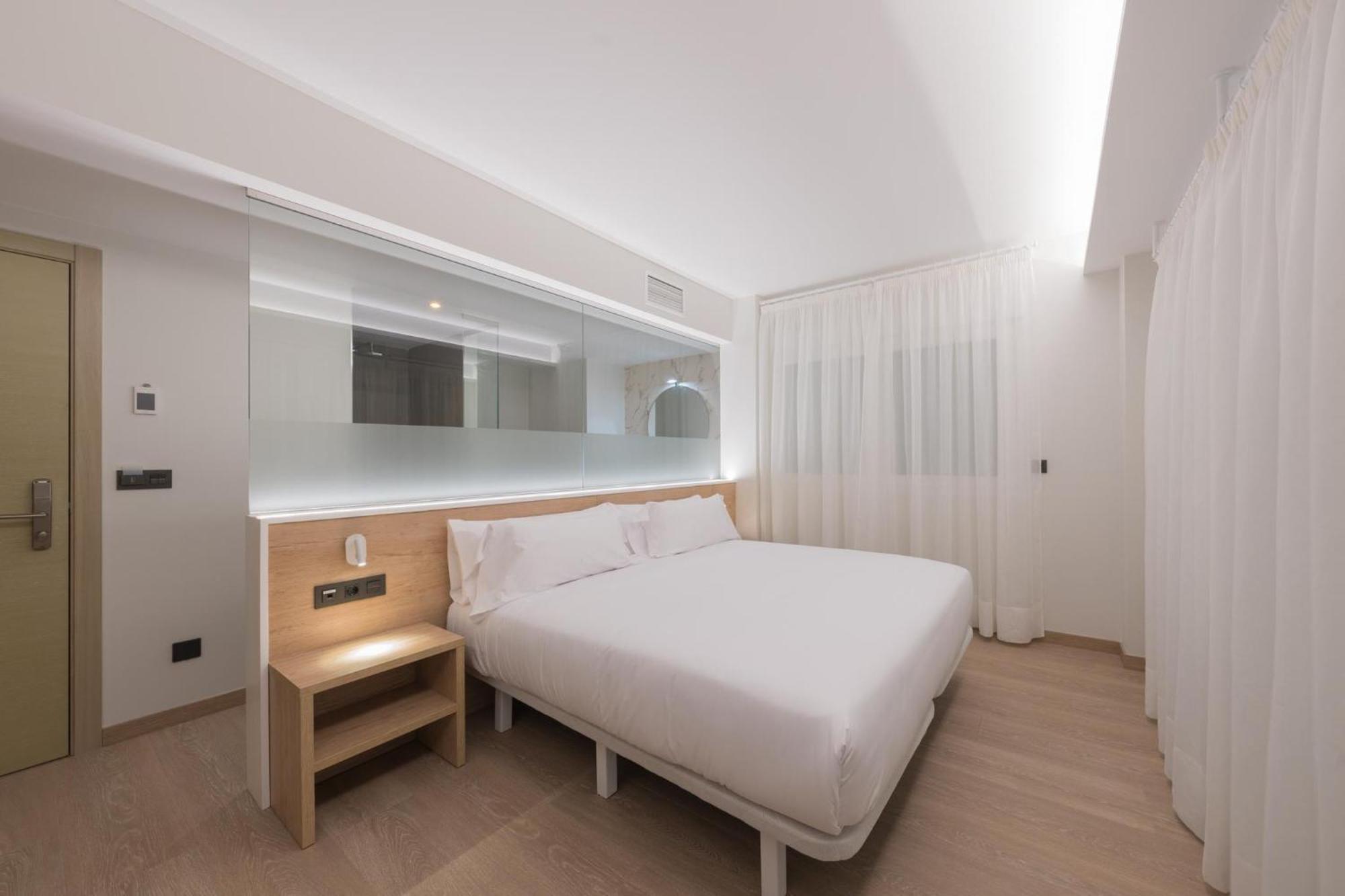 Hotel Spa Meiga Do Mar Caldebarcos Екстер'єр фото