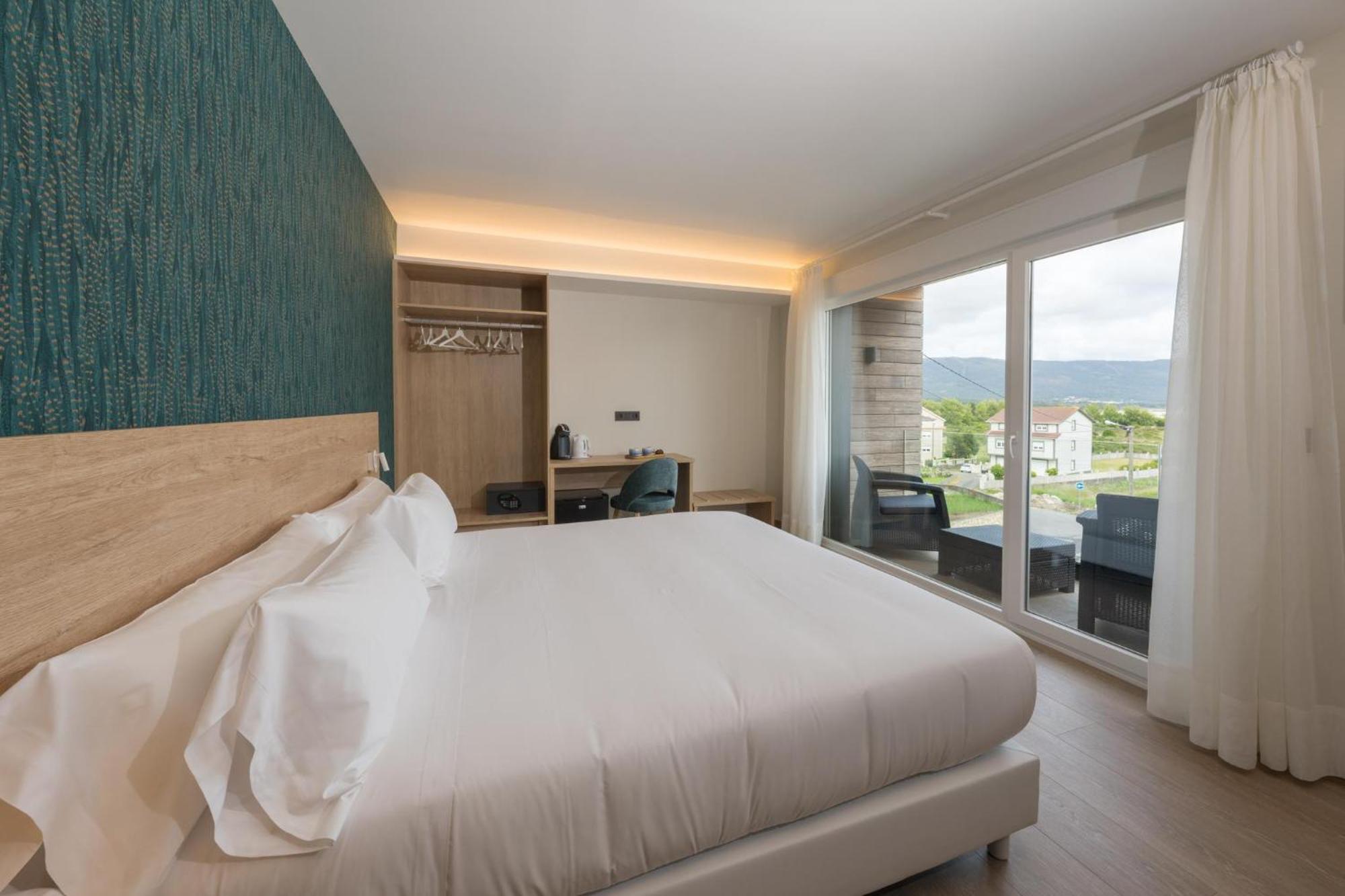 Hotel Spa Meiga Do Mar Caldebarcos Екстер'єр фото